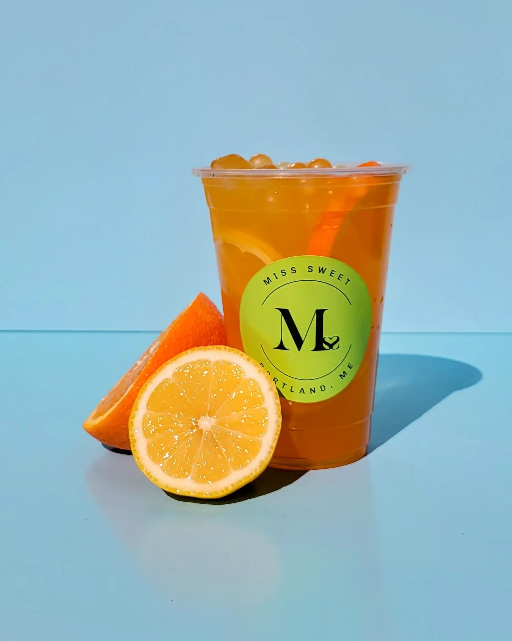 Miss-Sweet-Bubble-Tea-Store-Peach-Pop-and-Fruit-Portland Peach - flavored pop drink with fresh fruit at Miss Sweet Bubble Tea Store in Portland
