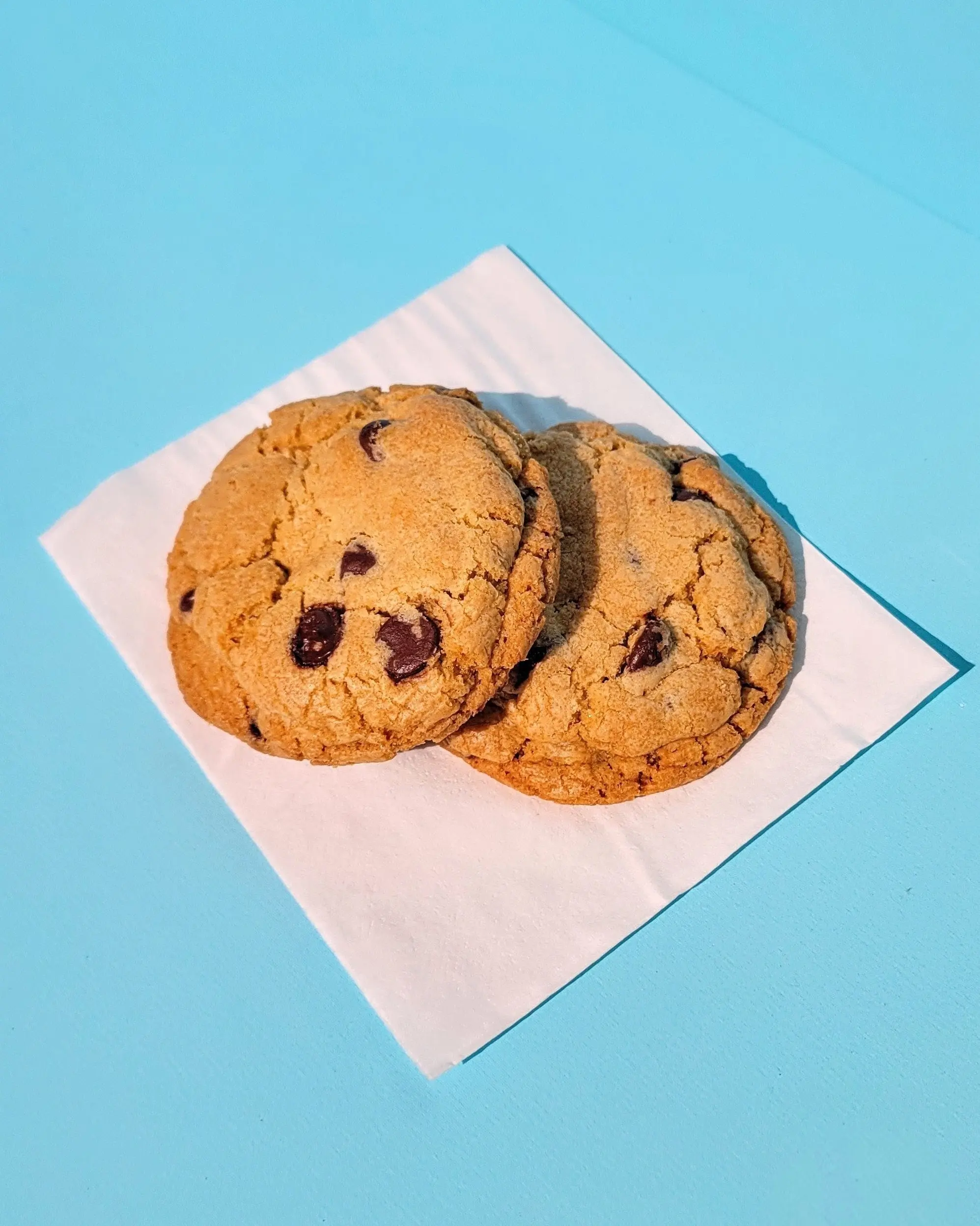 Miss-Sweet-Bubble-Tea-Store-Chocolate-Chip-Cookies-Portland Soft chocolate chip cookies with rich chocolate chunks at Miss Sweet Bubble Tea Store in Portland
