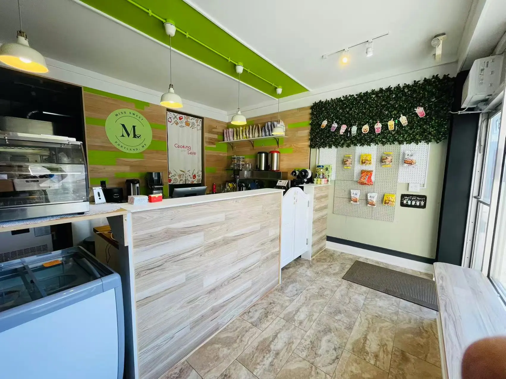 Miss-Sweet-Bubble-Tea-Store-Indoor-Environment-Portland Bright and tidy indoor space of Miss Sweet Bubble Tea Store at Miss Sweet Bubble Tea Store in Portland